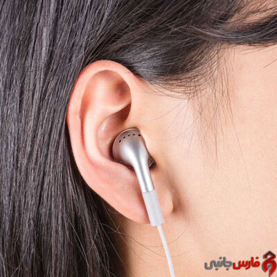 Hoco-M12-earphone-2